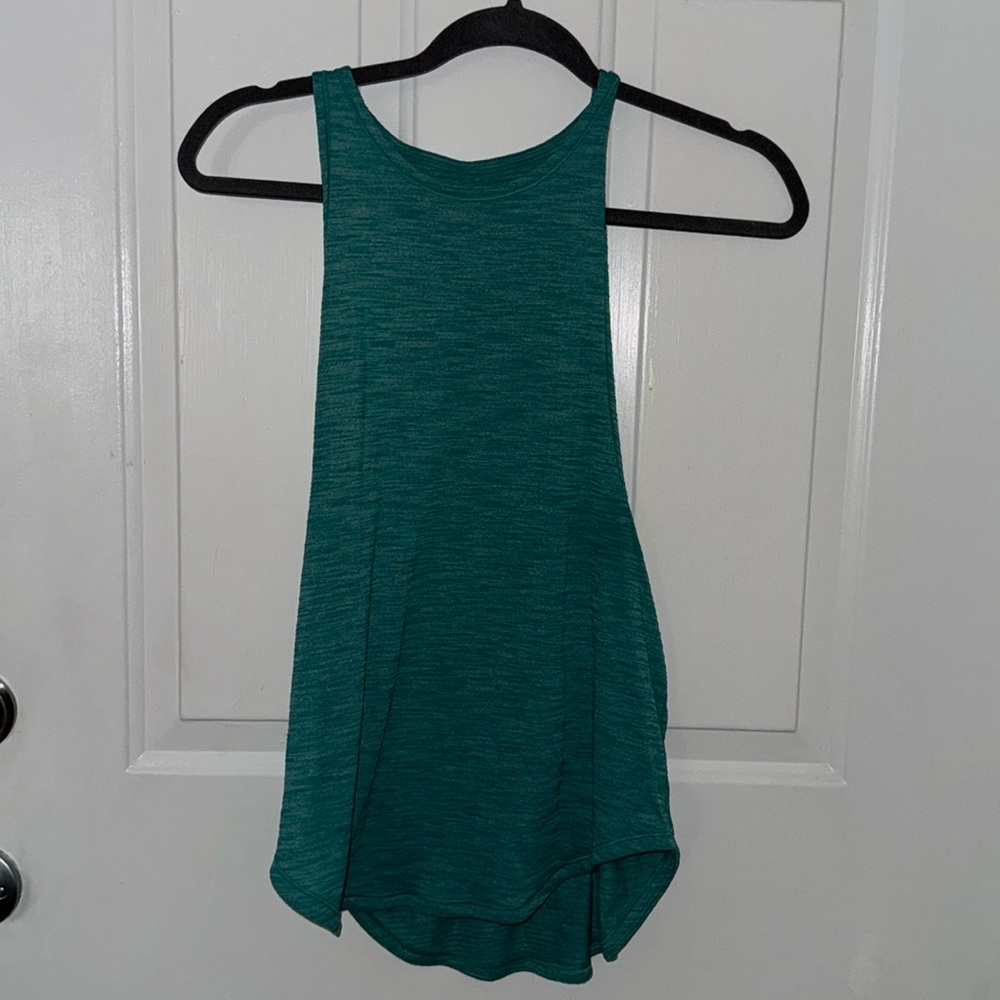 Lululemon tank top